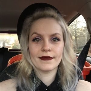 Meet your Posher, Mack